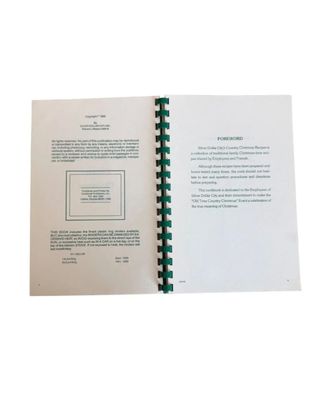 Silver Dollar Citys Country Christmas Recipes Cookbook 1989 Branson Missouri